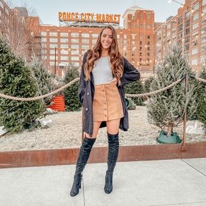 Forever 21 suede button up skirt